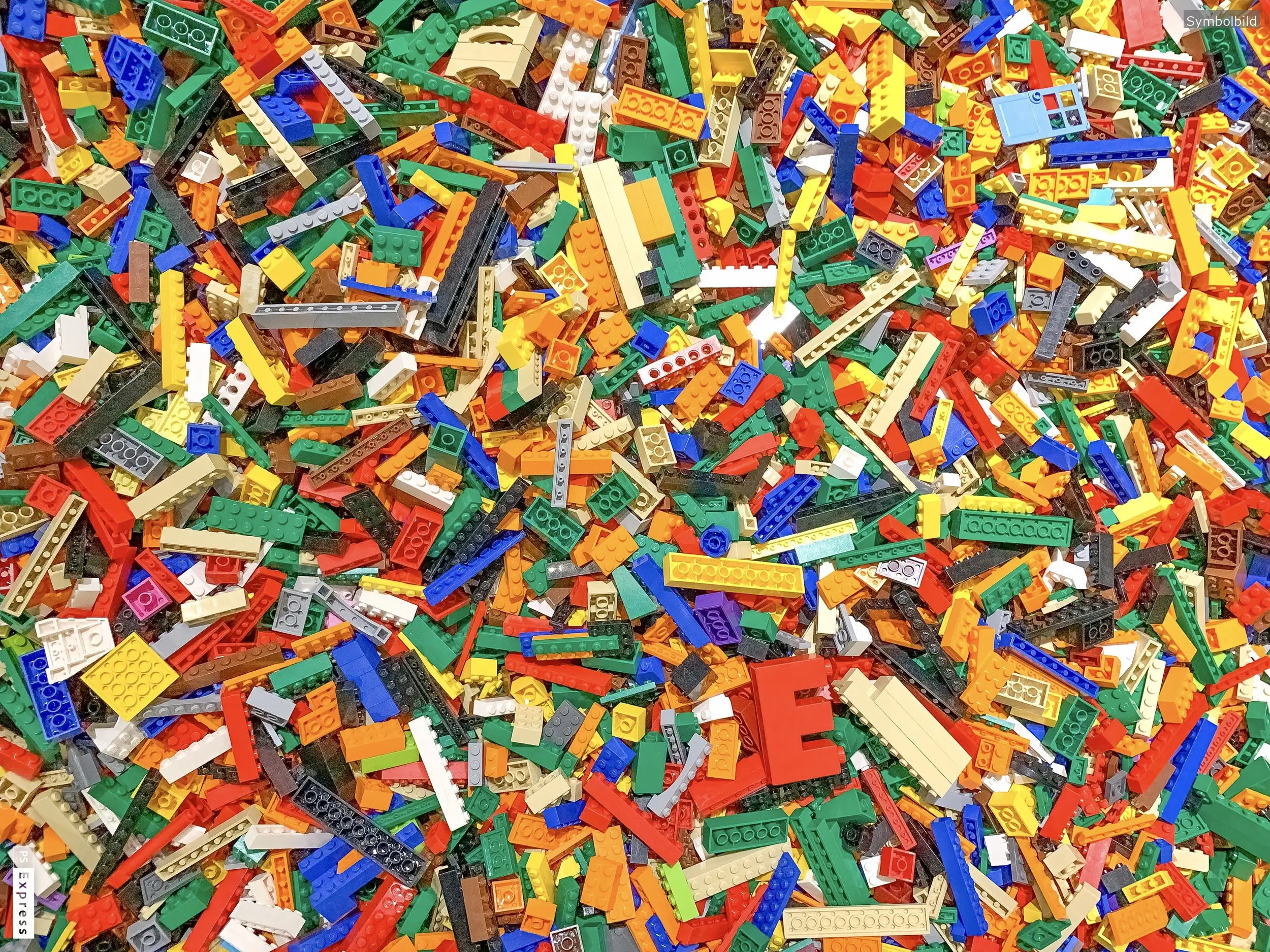 Die LEGO-Fan-Ausstellung "Bricking Bavaria" präsentiert am 2. und 3. November 2024 in der Stadthalle Fürth über 800 einzigartige LEGO-Modelle von Fans aus ganz Europa.