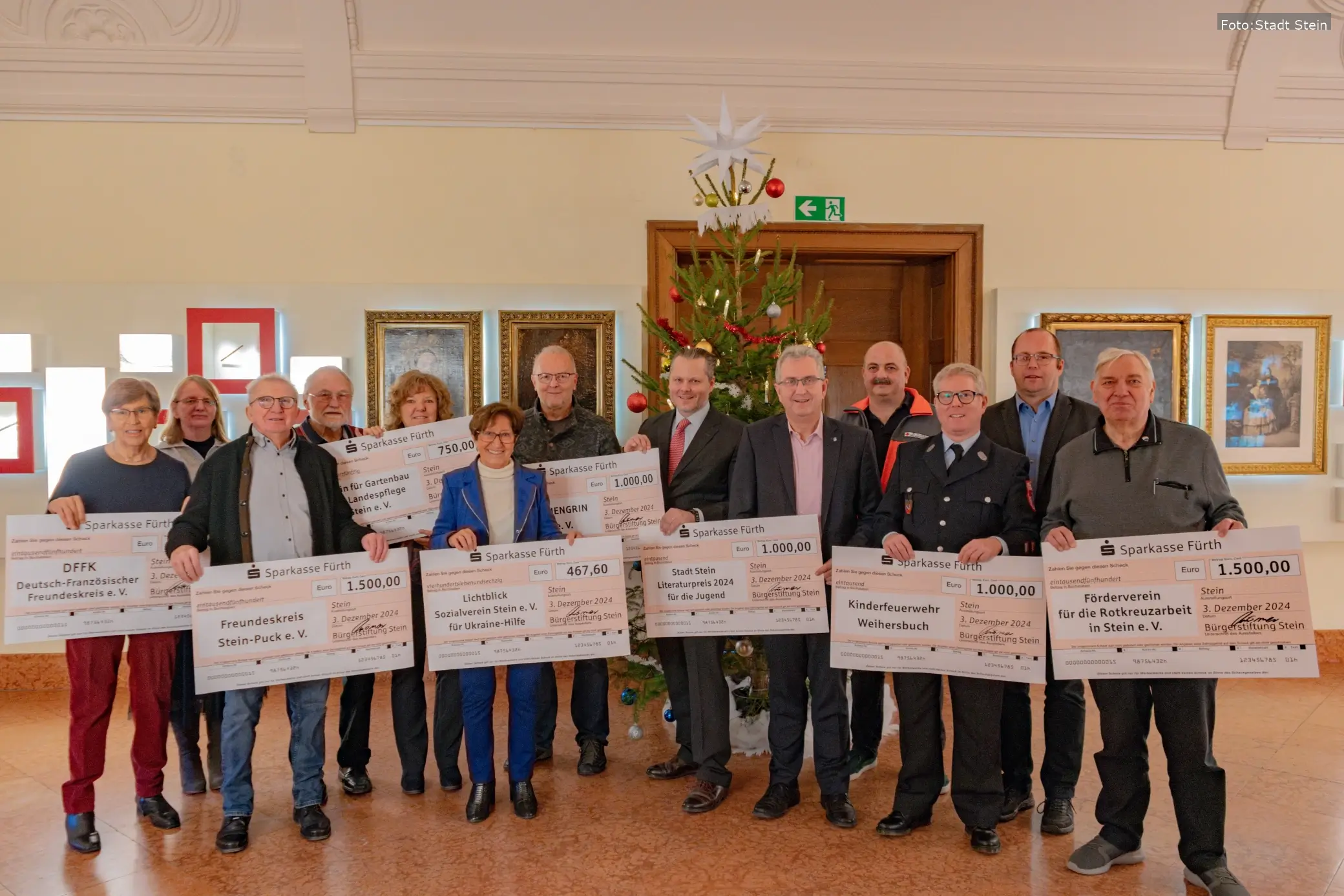 Im Schloss Faber-Castell wurden Fördermittel der Bürgerstiftung Stein an acht Organisationen und Vereine überreicht.