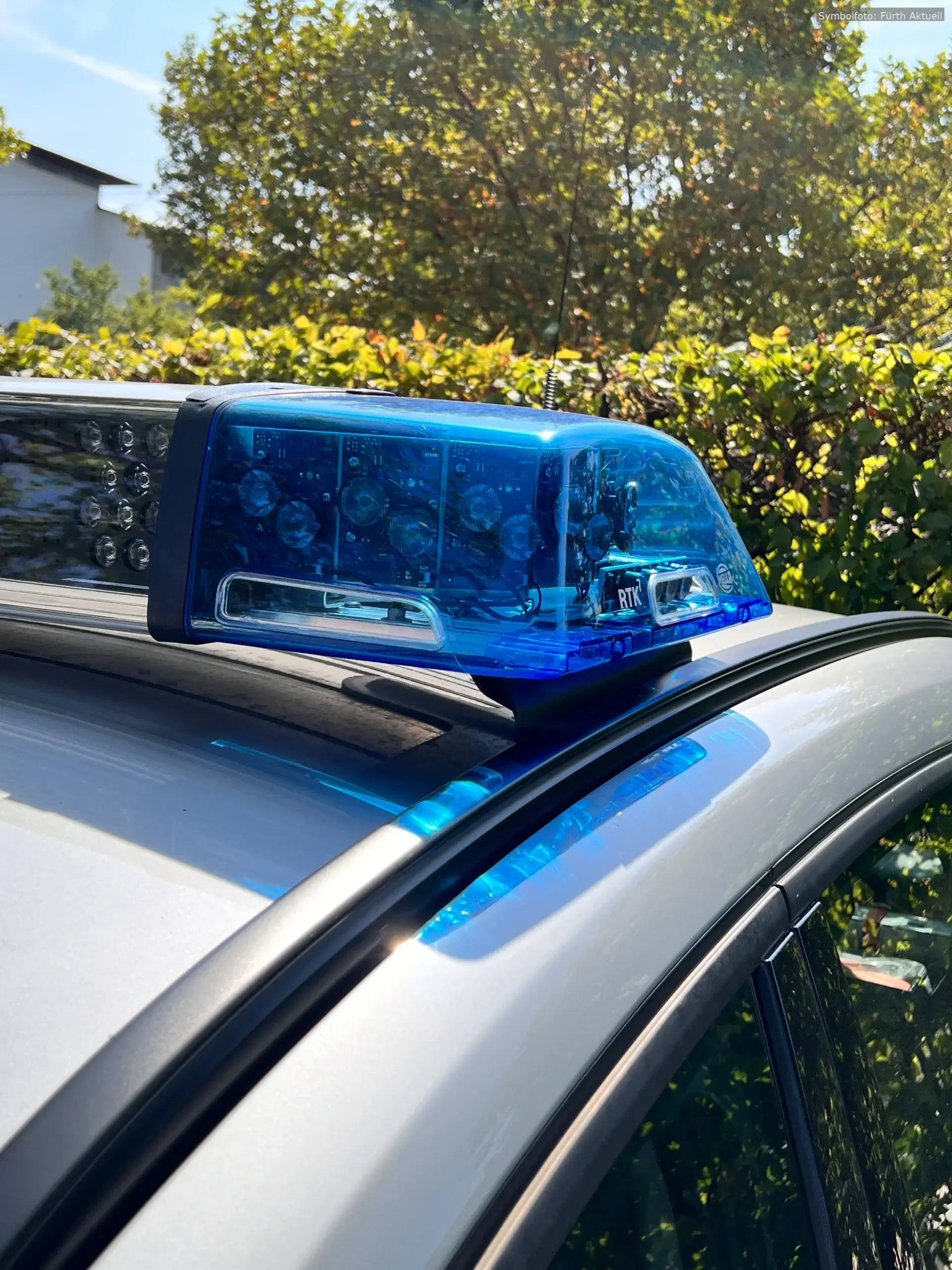 Einbruchserie in Schulen: In Langenzenn entstand ein Sachschaden von rund 30.000 Euro. Die Polizei ermittelt und bittet um Hinweise.
