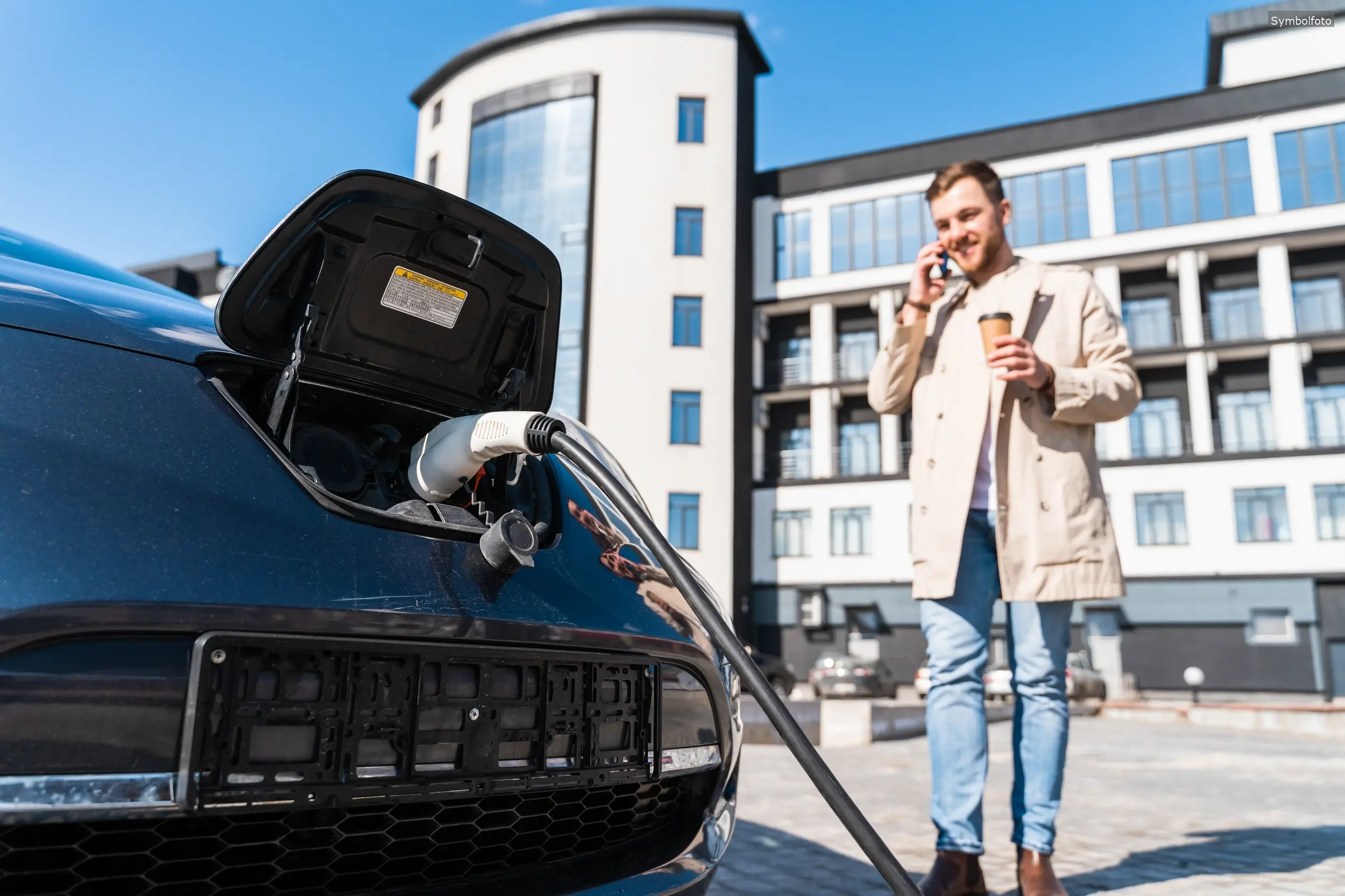 Auch in Fürth: Bayern führt kostenfreies Parken für E-Autos ein