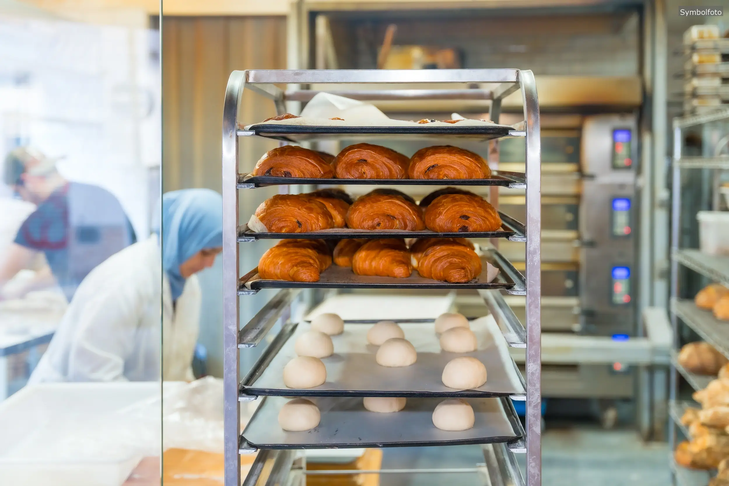Jubiläumsfreude mit Nostalgie-Preisen: Fürther Traditionsbäckerei feiert mit ihren Kunden