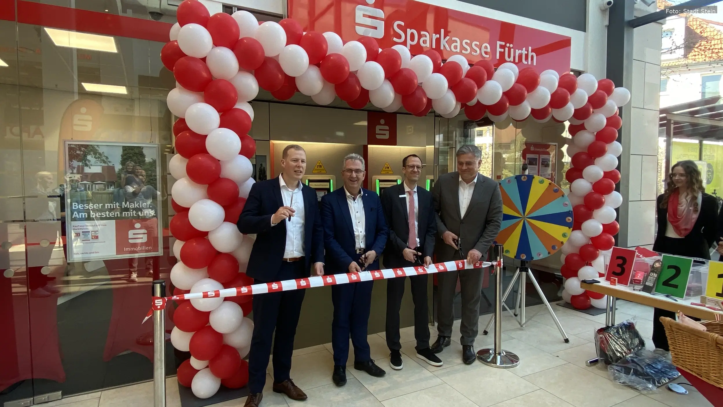 Sparkasse Stein eröffnet neue Filiale im FORUM Stein
