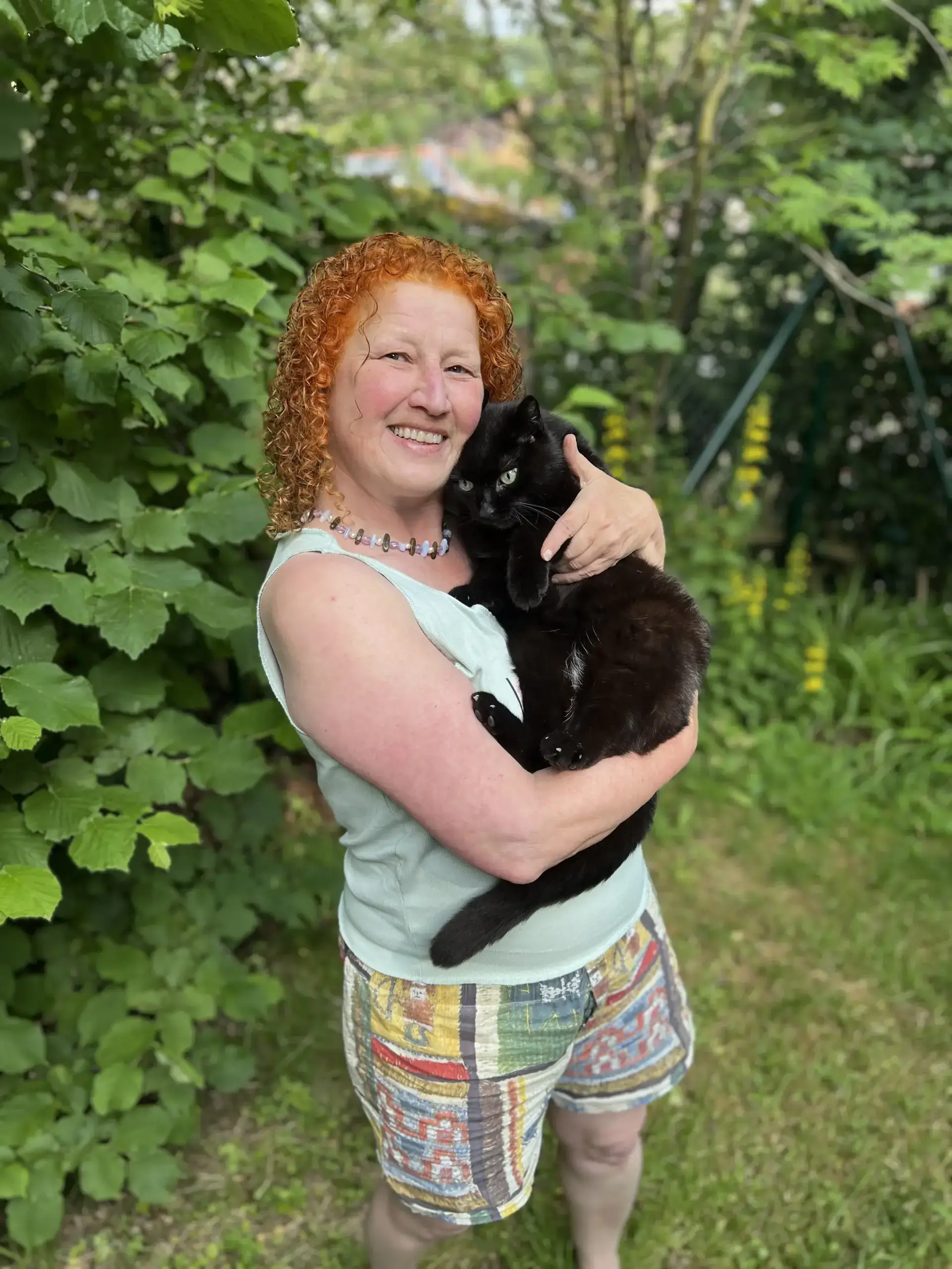 Petra Schmollers Engagement rettet unzähligen Katzen auf Andros das Leben.