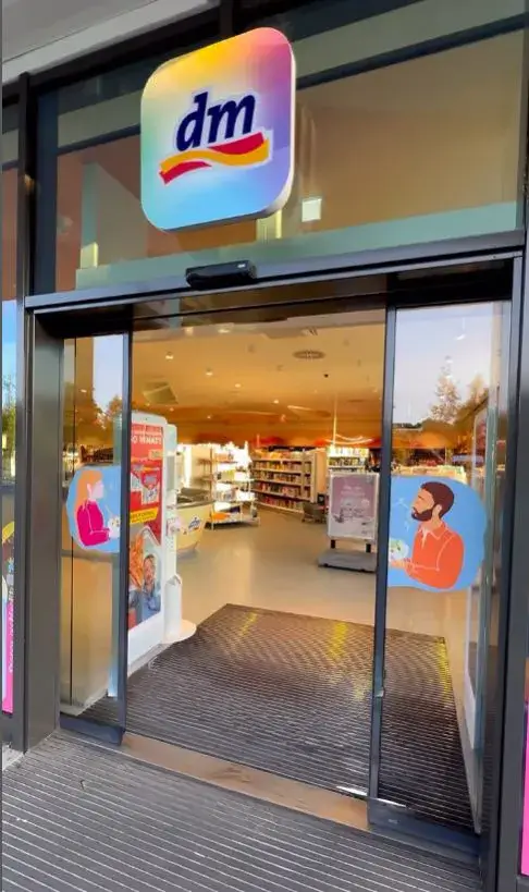 Der regionale Instagram-Account von dm in Fürth wird eingestellt.